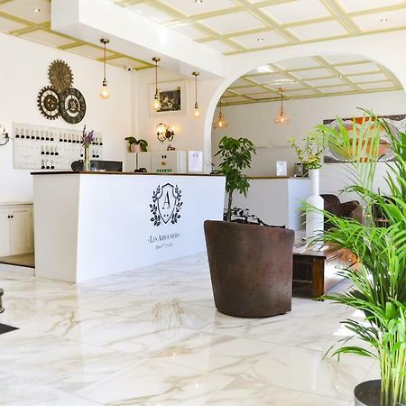 Hotel Les Arbousiers كالفي المظهر الخارجي الصورة