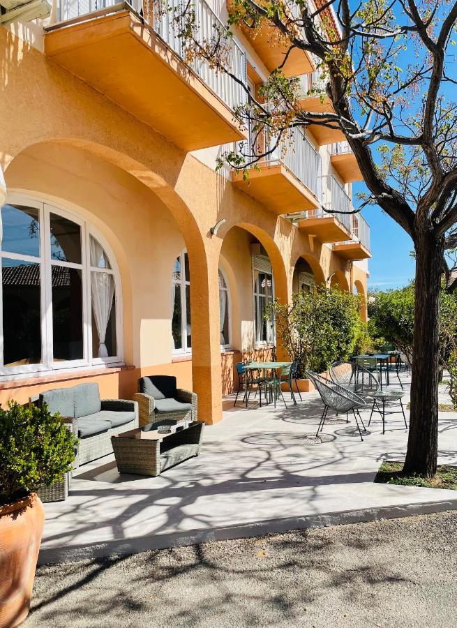 Hotel Les Arbousiers كالفي المظهر الخارجي الصورة