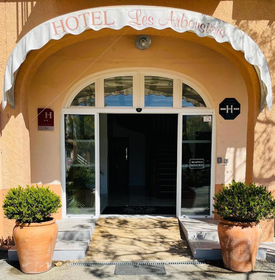 Hotel Les Arbousiers كالفي المظهر الخارجي الصورة