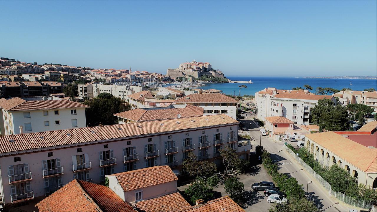 Hotel Les Arbousiers كالفي المظهر الخارجي الصورة