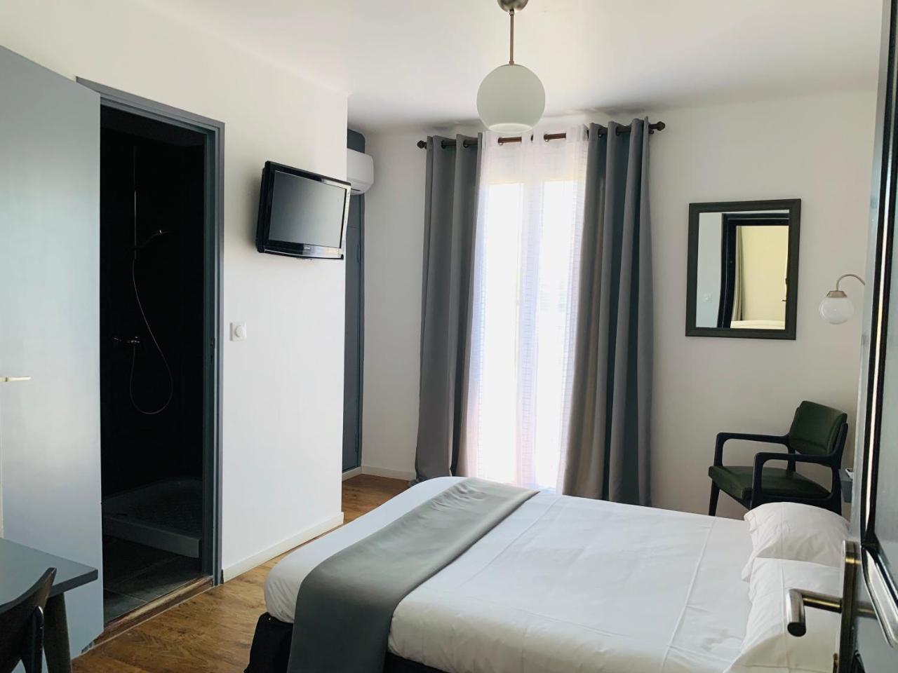 Hotel Les Arbousiers كالفي المظهر الخارجي الصورة
