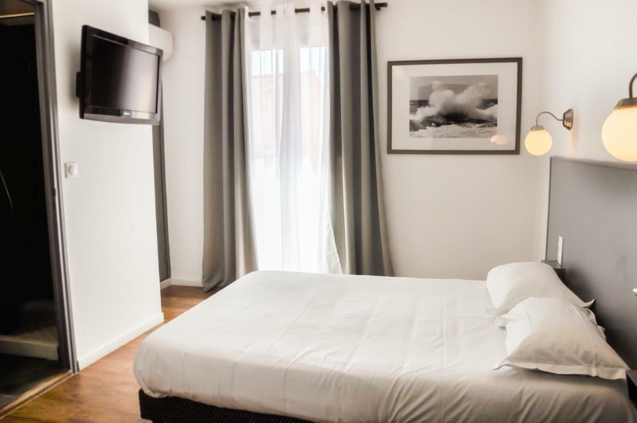 Hotel Les Arbousiers كالفي المظهر الخارجي الصورة